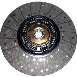 Clutch for heavy equipment